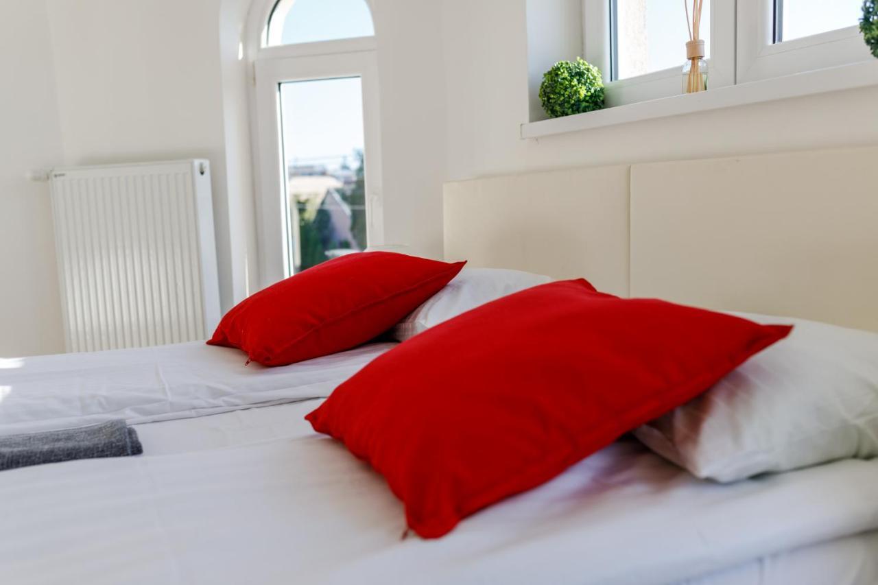 Kristall Apartments Sabac Bagian luar foto