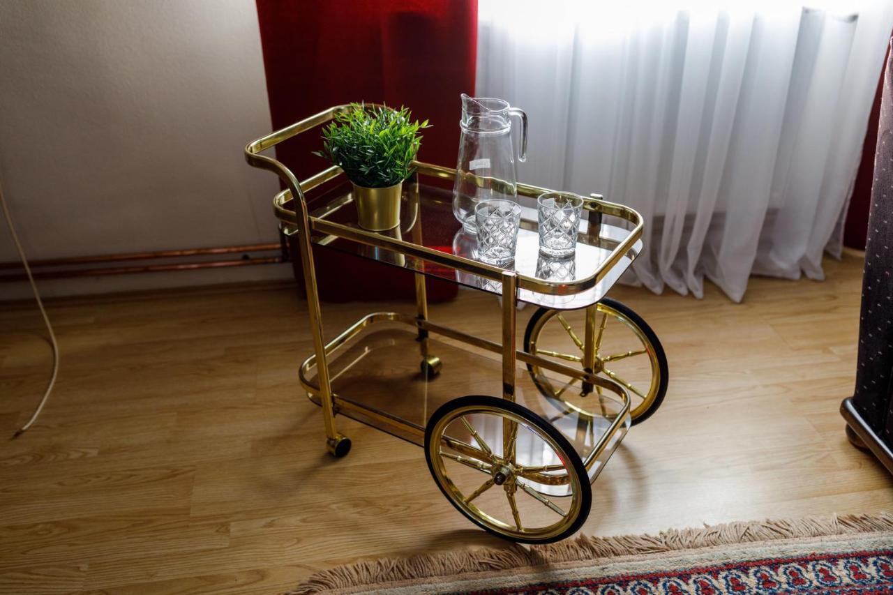Kristall Apartments Sabac Bagian luar foto
